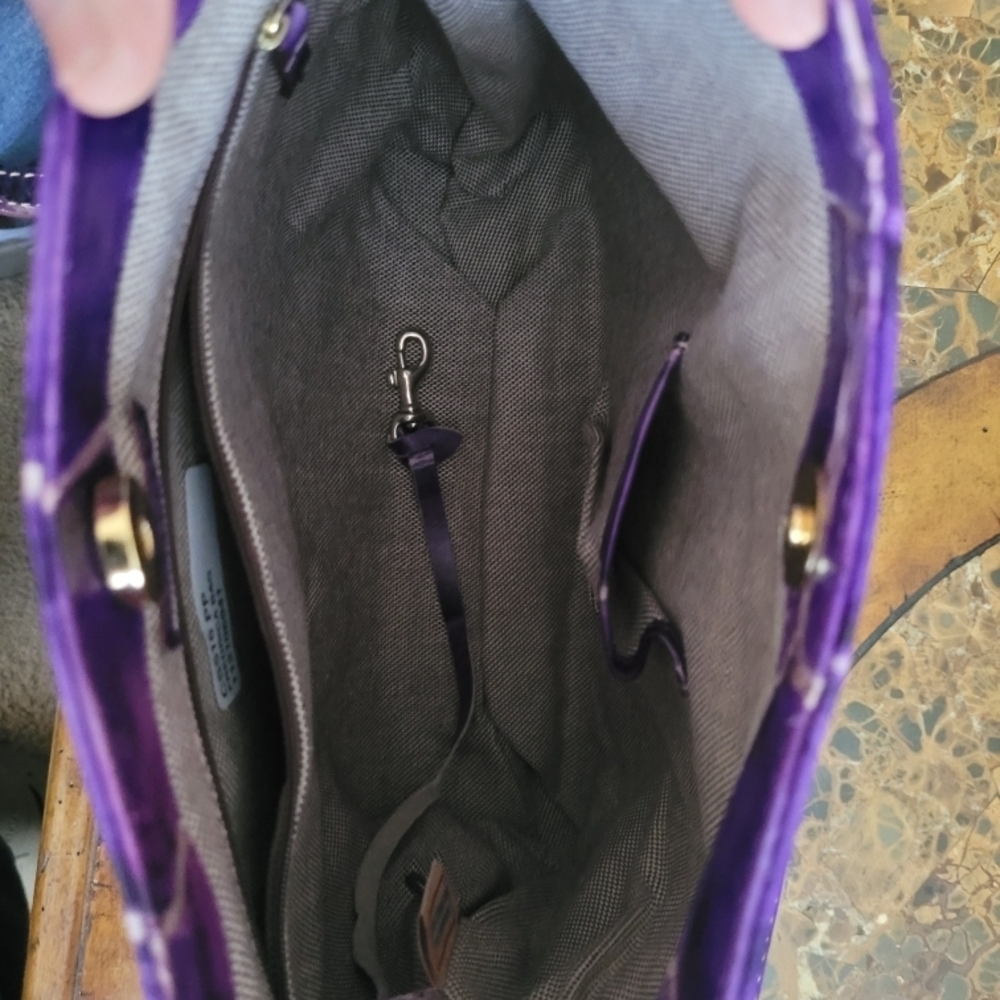 Dooney & Bourke Purple Leather Women's Bag - Picture 7 of 10
